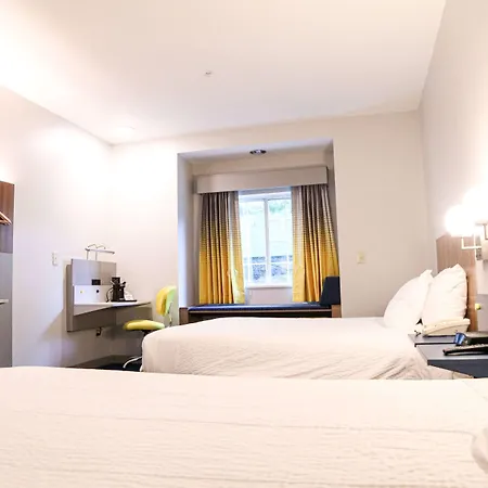 Microtel & By Wyndham Charlotte/northlake 2*