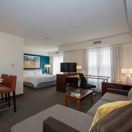 By Marriott Piper Glen 3* Charlotte