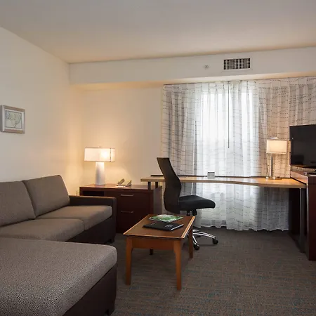 By Marriott Piper Glen Charlotte