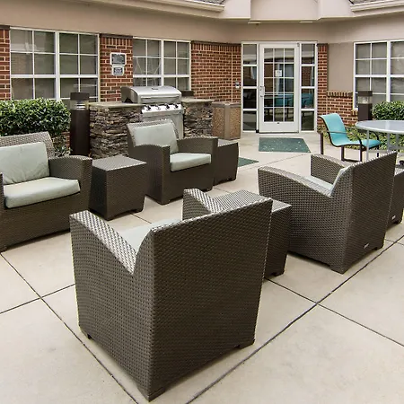By Marriott Piper Glen 3* Charlotte