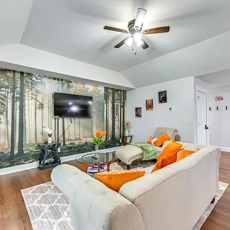 Holiday home 3bd House W/quiet Living, Access: 6mi To Dtwn Charlotte