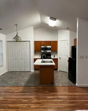 Cozy Retreat Homestay *