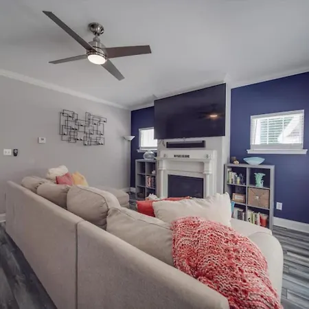 Getaway Near Center Centrally Located In Clt Holiday home Charlotte