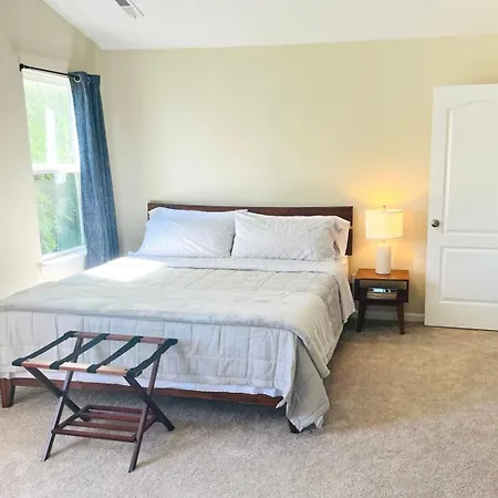 Charming Nestled In A Tranquil Cul-de-sac