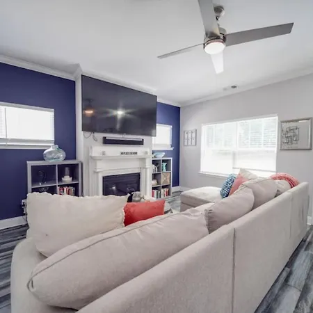 Getaway Near Center Centrally Located In Clt