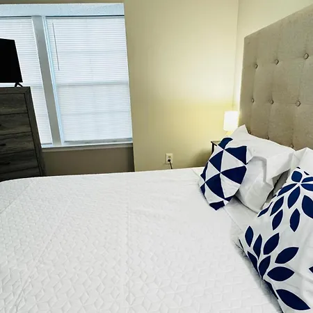 Homestay Comfort Escape, In With Shared Common Spaces *