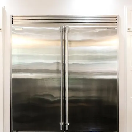 Holiday home Cozy With Pool Chefs Kitchen In Prime Area *