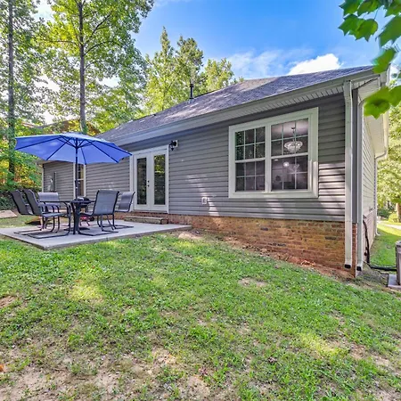3bd House W/quiet Living, Access: 6mi To Dtwn