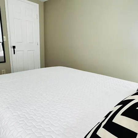 Comfort Escape, In With Shared Common Spaces
