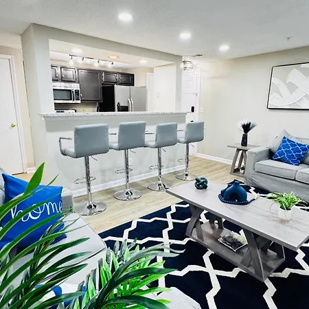 Comfort Escape, In With Shared Common Spaces * Charlotte