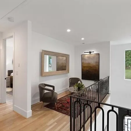 Maison Noda Uptown Skyline Views, Gym Sleeps 14 *