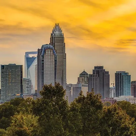 Maison Noda Uptown Skyline Views, Gym Sleeps 14 *
