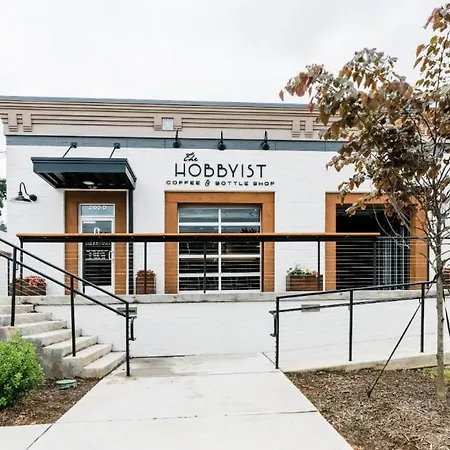 Maison Noda Uptown Skyline Views, Gym Sleeps 14 * Charlotte