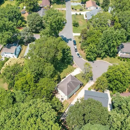 Holiday home Getaway Near Center Centrally Located In Clt Charlotte
