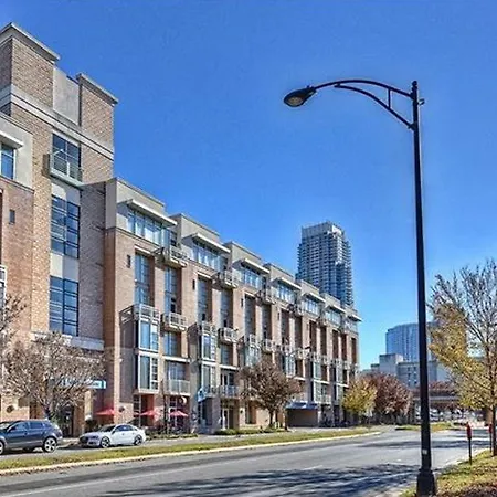 20 Ft Floor-to-ceiling Views, Sauna & Red Lt Charlotte