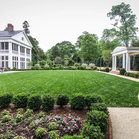 Duke Mansion Bed & Breakfast Charlotte
