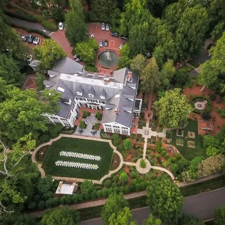 Duke Mansion 4* Charlotte