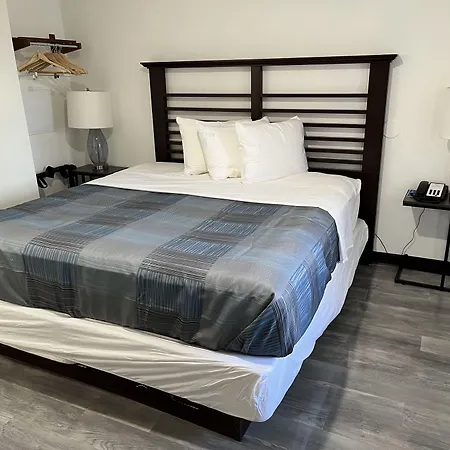 Rodeway Independence Blvd 3* Charlotte