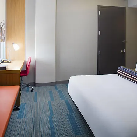 Hotel Aloft By Marriott Center Charlotte