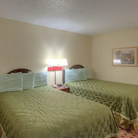 Continental - 2* Charlotte