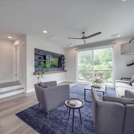 Rooftop Retreat Heart Of Noda Light Rail Sauna Holiday home Charlotte