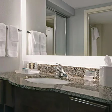 Homewood Ayrsley Hotel