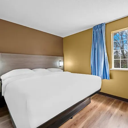 Mainstay - Executive Park