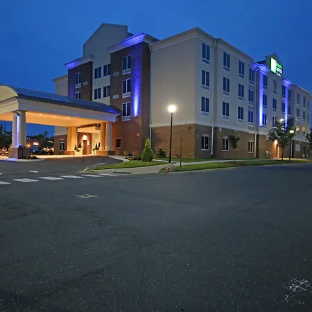 Hotel Express & North By Ihg 3*