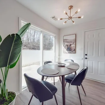 Holiday home Fully Updated Cozy 3 Bedroom Ranch Escape -wwc- Airport Charlotte