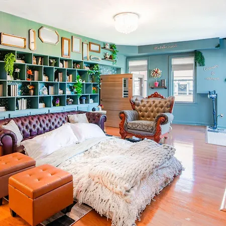 Apartment Mad Hatter! Sauna - Red Light - Walk To Stadium Charlotte