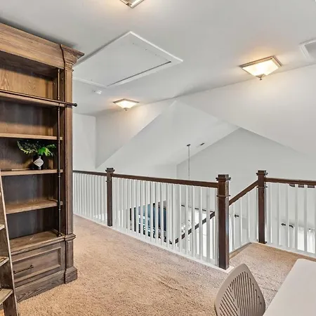 Modern Upscale Farmhouse- In Uptown Clt! * Charlotte
