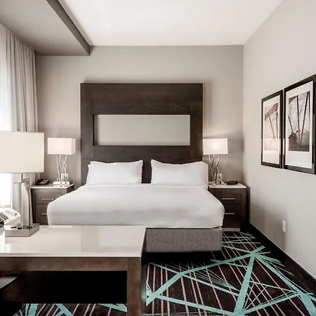 Express & - Airport By Ihg Hotel Charlotte
