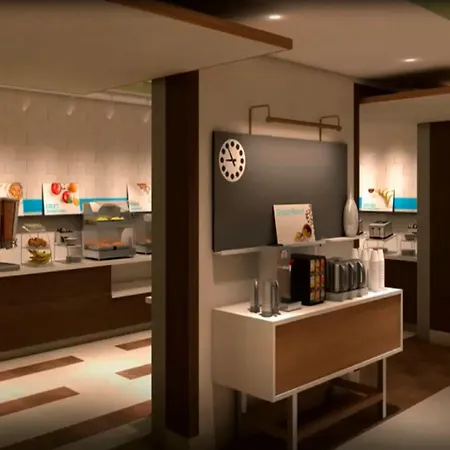 Hotel Express & - Airport By Ihg