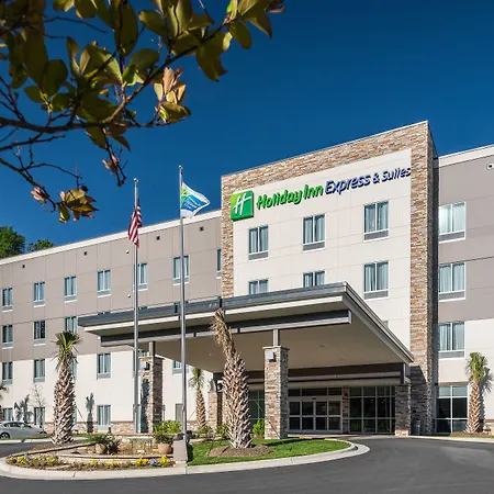 Hotel Express & - Airport By Ihg