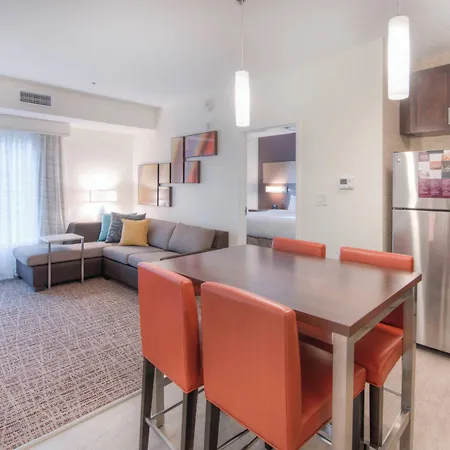 Hotel By Marriott Airport Charlotte