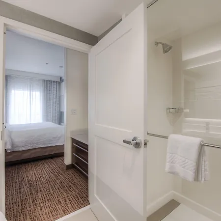 By Marriott Airport 3* Charlotte