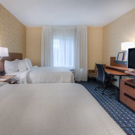 Fairfield & By Marriott Airport Charlotte