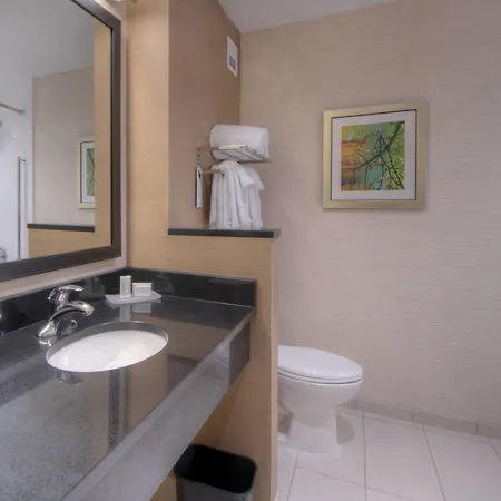 Fairfield & By Marriott Airport Hotel