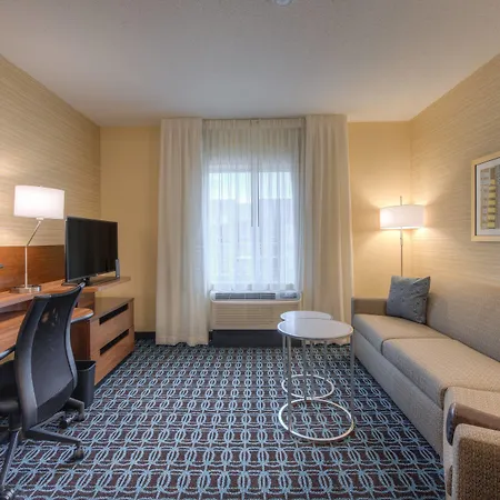 Fairfield & By Marriott Airport Charlotte