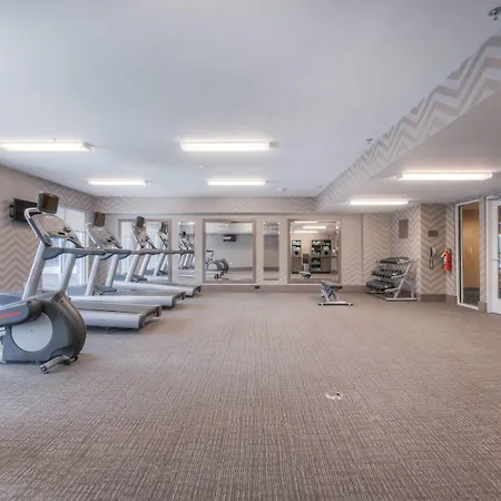 Fairfield & By Marriott Airport Hotel 3*