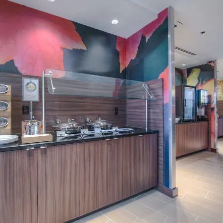 Fairfield & By Marriott Airport Hotel 3*