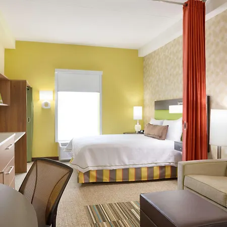 Hotel Home2 By Hilton Airport