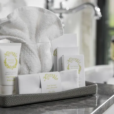 The Ivey's Hotel 5*