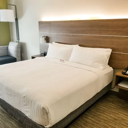 Hotel Express & - Ne - Area By Ihg