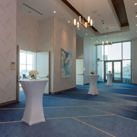 Springhill By Marriott Center Hotel 3*