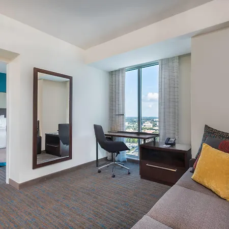 By Marriott Center Hotel Charlotte