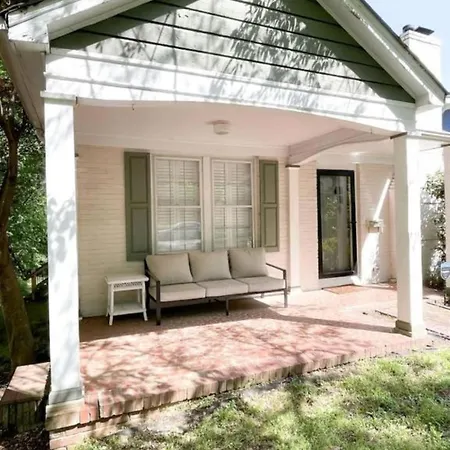 Holiday home Amazing With Great Sights In Charlotte, North Carolina
