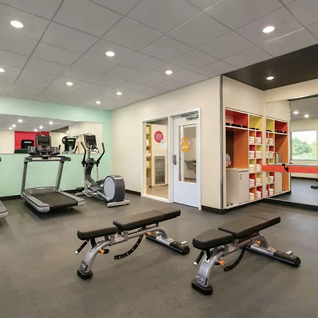 Tru By Hilton Ayrsley Hotel 3*