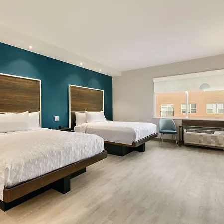 Tru By Hilton Ayrsley 3*