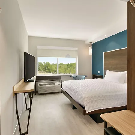 Hotel Tru By Hilton Ayrsley 3*